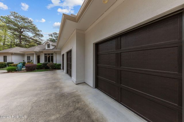 100 El Dorado Street, Pinehurst, NC 28374
