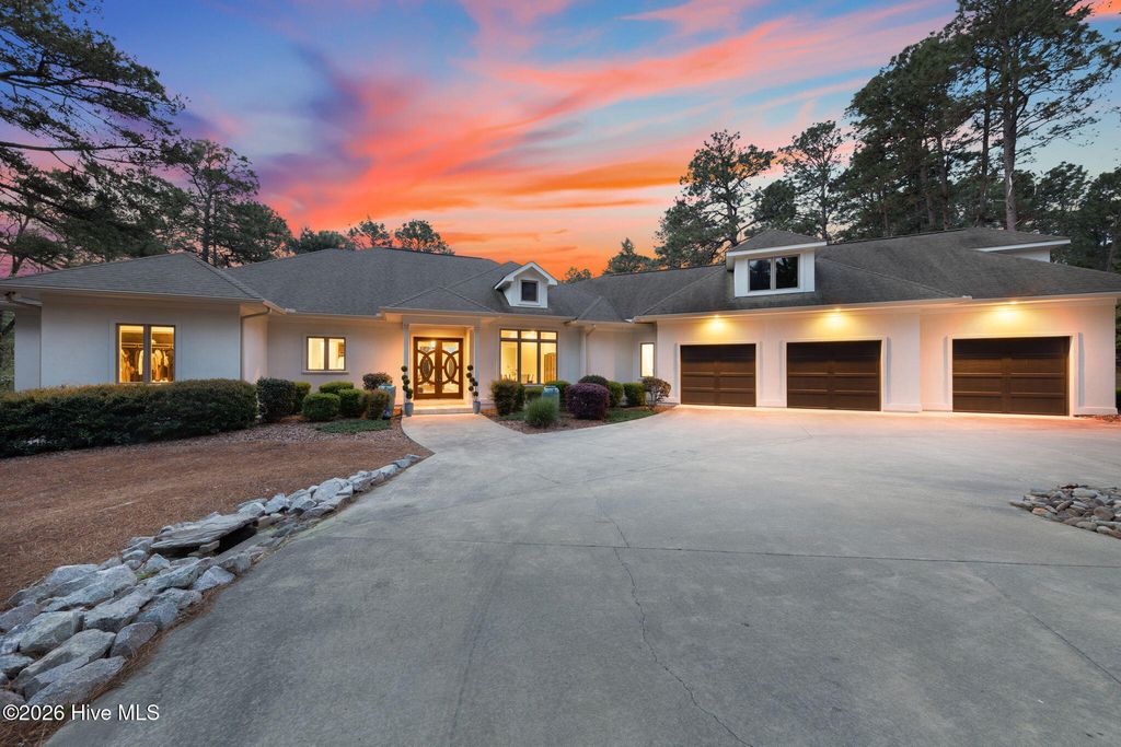 100 El Dorado Street, Pinehurst, NC 28374
