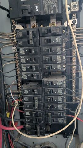 215 Robertson Ln, Castalian Springs, TN 37031