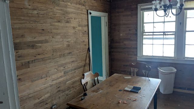 215 Robertson Ln, Castalian Springs, TN 37031