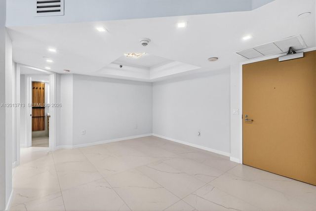 16445 Collins Ave 922, Sunny Isles Beach, FL 33160