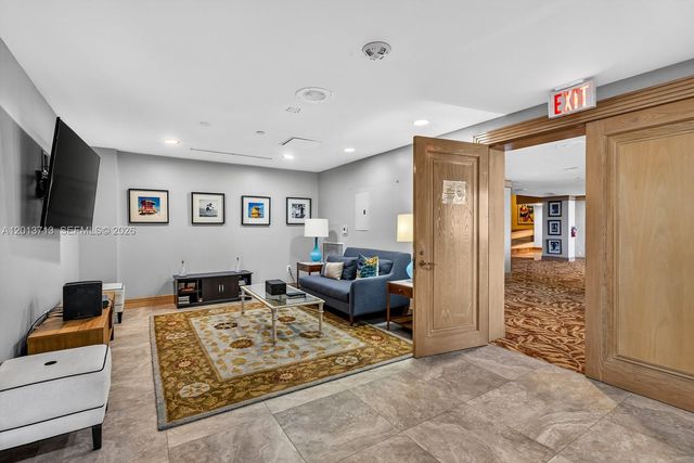16445 Collins Ave 922, Sunny Isles Beach, FL 33160