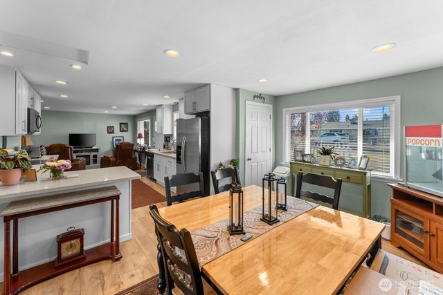 237 169th St S, Spanaway, WA 98387