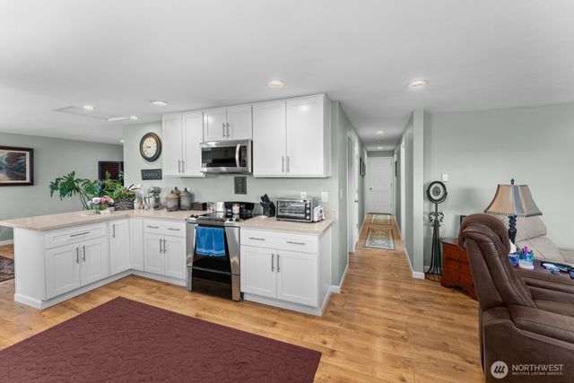 237 169th St S, Spanaway, WA 98387