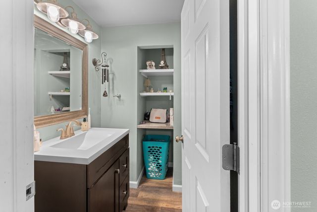 237 169th St S, Spanaway, WA 98387