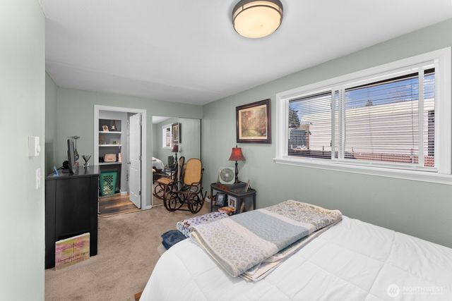 237 169th St S, Spanaway, WA 98387