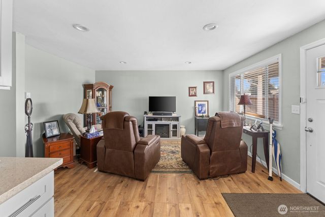 237 169th St S, Spanaway, WA 98387