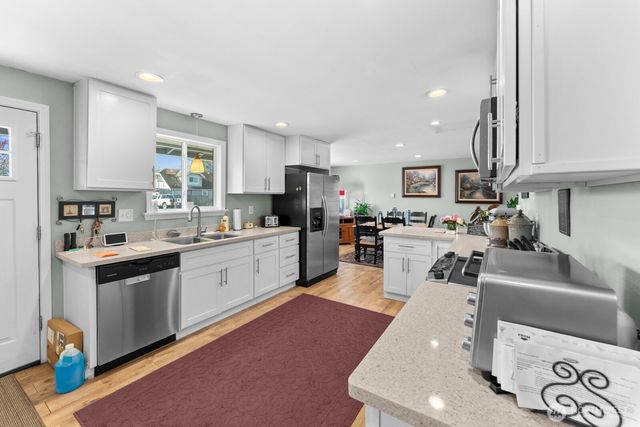 237 169th St S, Spanaway, WA 98387