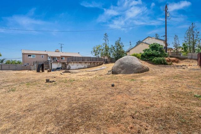 1251 La Cresta Boulevard, El Cajon, CA 92021