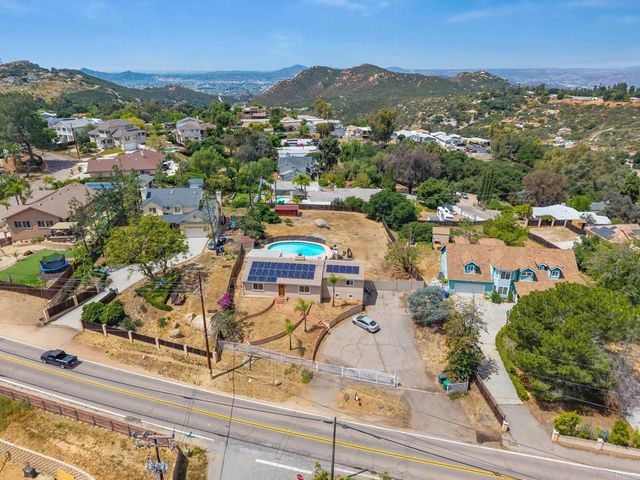 1251 La Cresta Boulevard, El Cajon, CA 92021