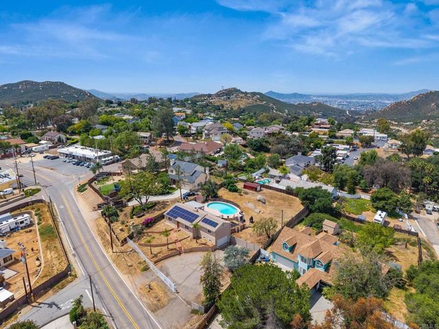 1251 La Cresta Boulevard, El Cajon, CA 92021