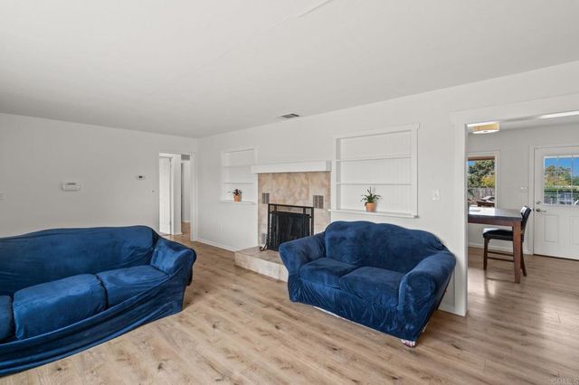 1251 La Cresta Boulevard, El Cajon, CA 92021
