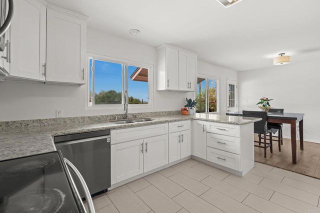 1251 La Cresta Boulevard, El Cajon, CA 92021