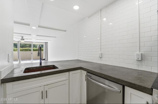 7625 E Camelback Road 150B, Scottsdale, AZ 85251