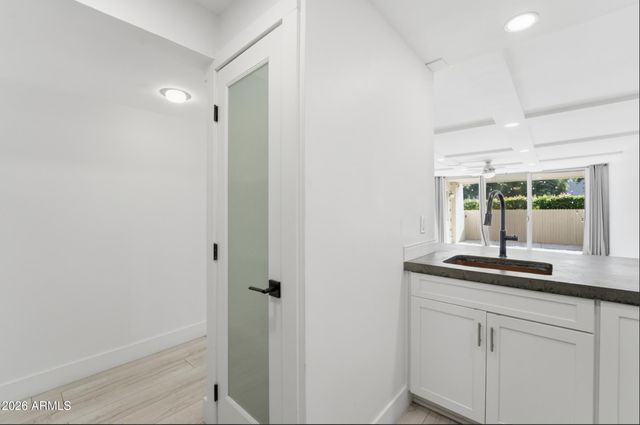 7625 E Camelback Road 150B, Scottsdale, AZ 85251