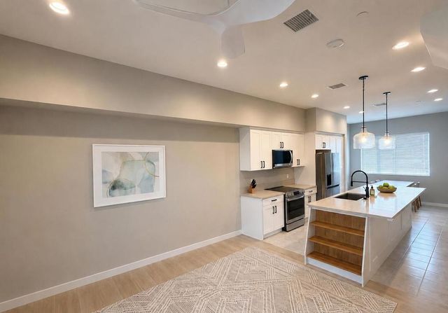 2543 Marine Avenue, Gardena, CA 90249
