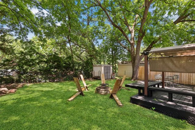 2905 Holcomb Avenue, Des Moines, IA 50310