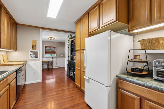 2905 Holcomb Avenue, Des Moines, IA 50310