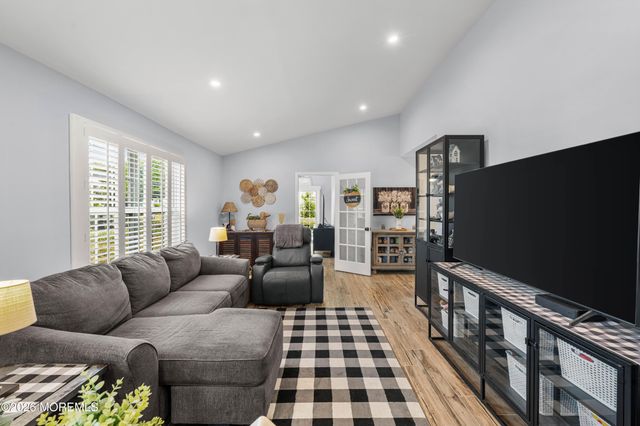 2745 Dalton Lane, Toms River, NJ 08755
