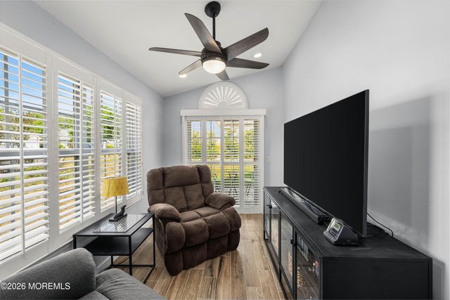 2745 Dalton Lane, Toms River, NJ 08755