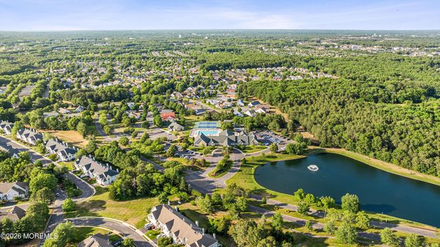 2745 Dalton Lane, Toms River, NJ 08755