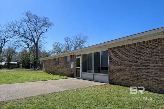 711 Brandenburg Street, East Brewton, AL 36426