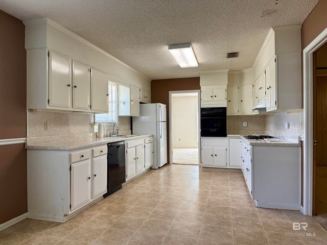 711 Brandenburg Street, East Brewton, AL 36426