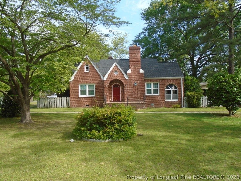 308 Harris Avenue, Raeford, NC 28376