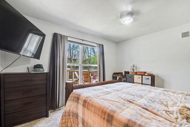 20389 Ambleside Drive, South Bend, IN 46637