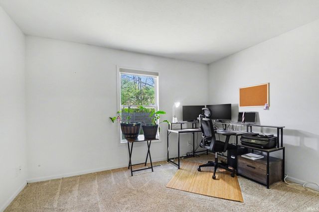 20389 Ambleside Drive, South Bend, IN 46637