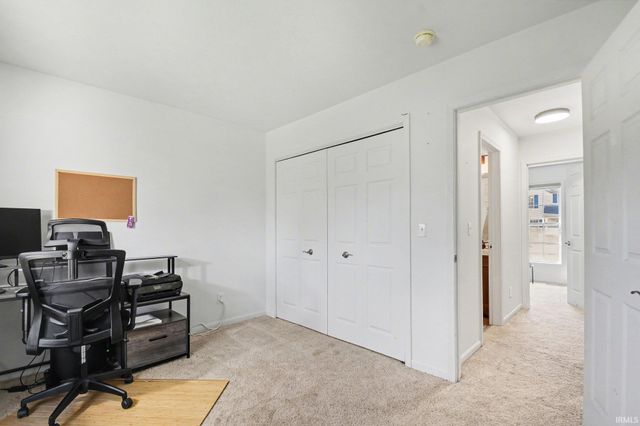 20389 Ambleside Drive, South Bend, IN 46637