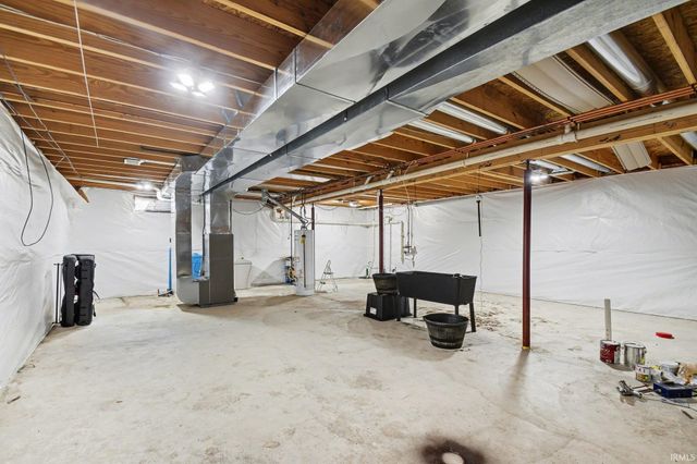 20389 Ambleside Drive, South Bend, IN 46637