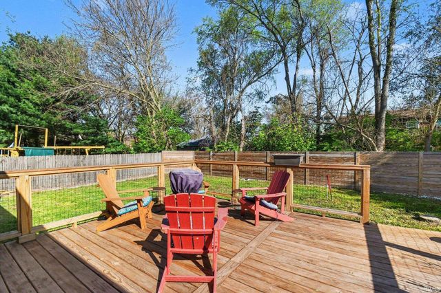 20389 Ambleside Drive, South Bend, IN 46637