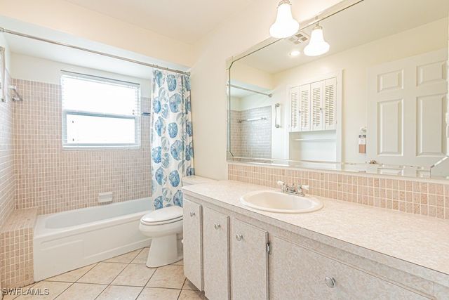 62 Lanai CIR 62, Naples, FL 34112