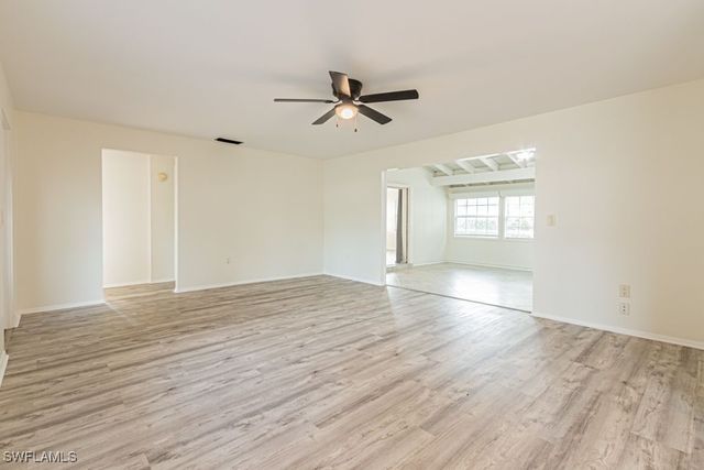 62 Lanai CIR 62, Naples, FL 34112