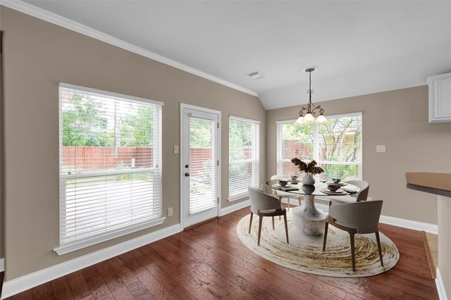 51 N Merryweather Circle, The Woodlands, TX 77384