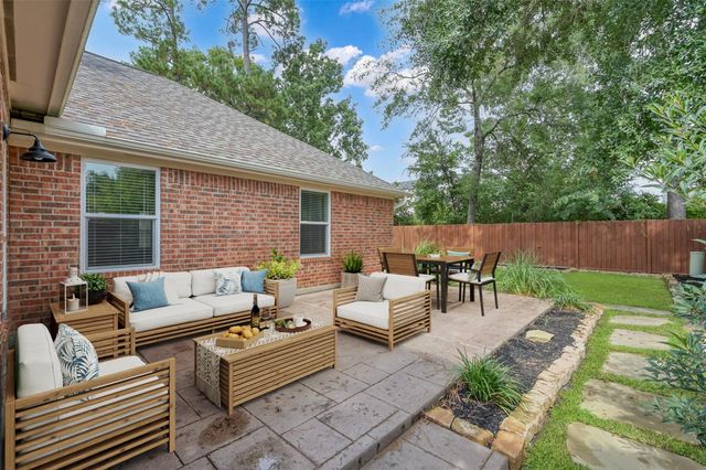 51 N Merryweather Circle, The Woodlands, TX 77384