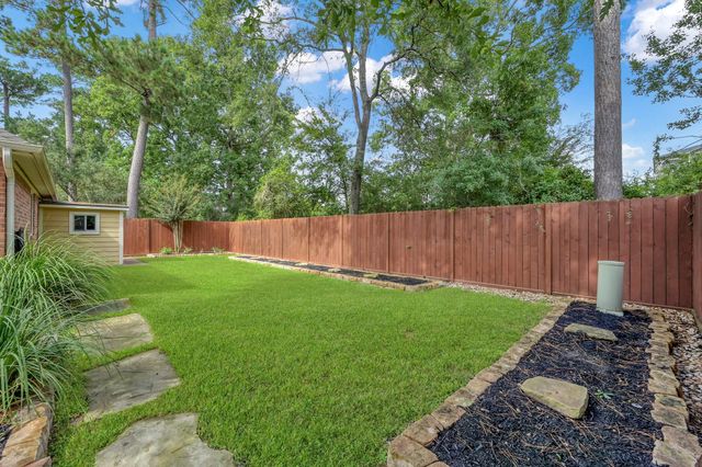 51 N Merryweather Circle, The Woodlands, TX 77384