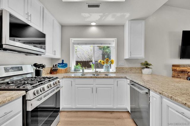 8548 Park Run Rd, San Diego, CA 92129