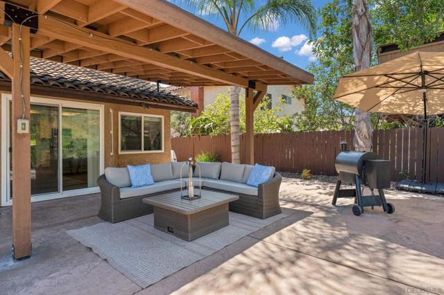 8548 Park Run Rd, San Diego, CA 92129