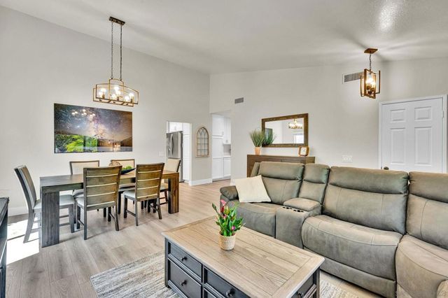 8548 Park Run Rd, San Diego, CA 92129