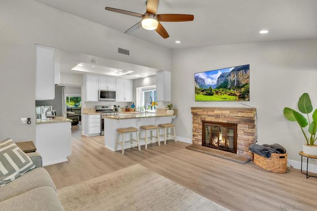 8548 Park Run Rd, San Diego, CA 92129