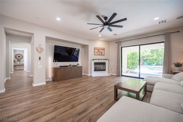 6888 April Wind Avenue, Las Vegas, NV 89131