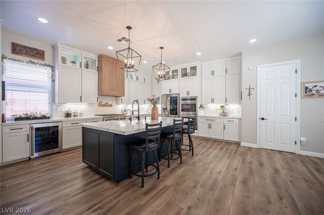 6888 April Wind Avenue, Las Vegas, NV 89131