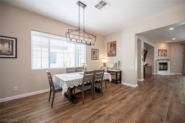 6888 April Wind Avenue, Las Vegas, NV 89131