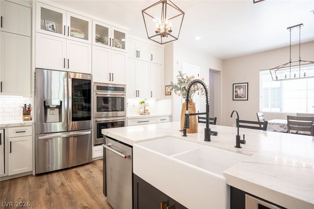 6888 April Wind Avenue, Las Vegas, NV 89131