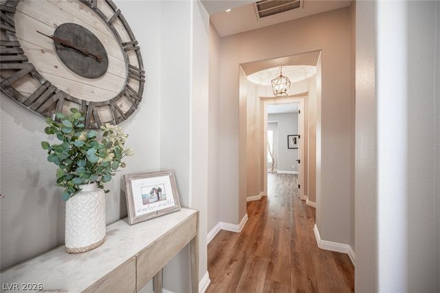 6888 April Wind Avenue, Las Vegas, NV 89131