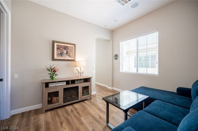 6888 April Wind Avenue, Las Vegas, NV 89131