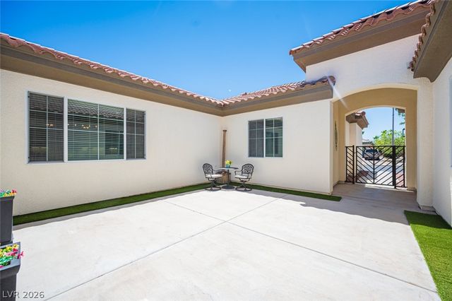 6888 April Wind Avenue, Las Vegas, NV 89131
