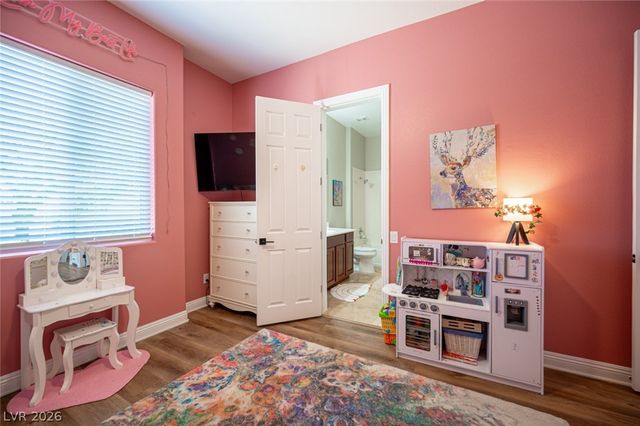 6888 April Wind Avenue, Las Vegas, NV 89131